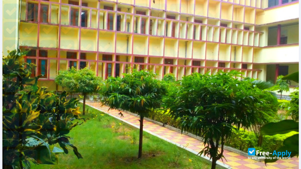 Photo de l’Veer Surendra Sai University of Technology (University College of Engineering Burla) #9