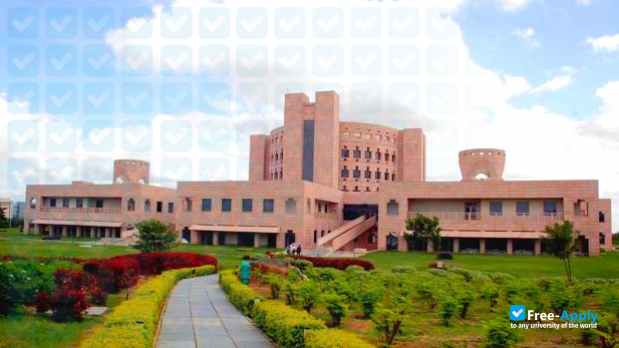 Indian School OF Business & Finance photo #4
