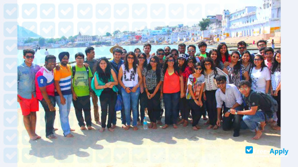 Indian School OF Business & Finance photo #12