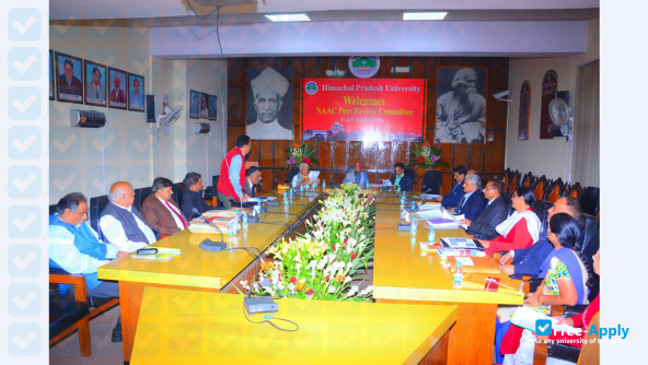Photo de l’Himachal Pradesh University Business School #6