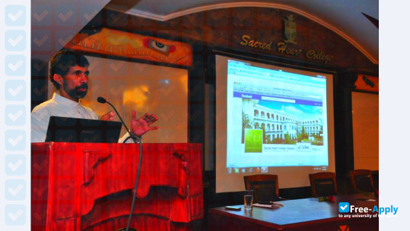 Sacred Heart College Thevara photo #6