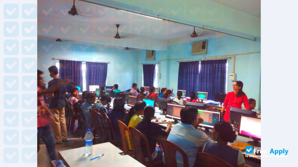 Photo de l’B P Poddar Institute of Management and Technology #8
