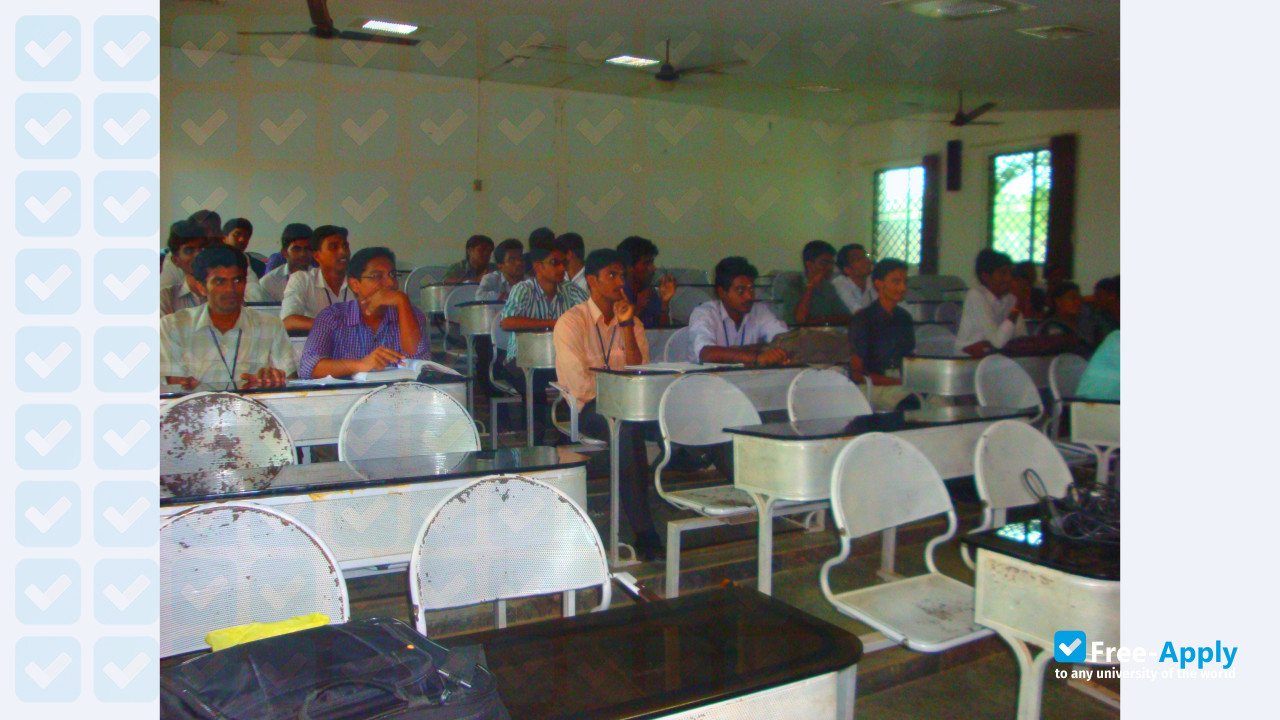 Photo de l’Saveetha Engineering College #2