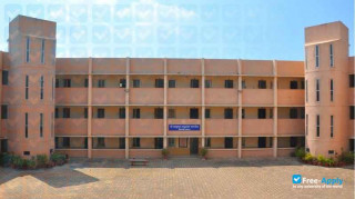 Miniatura de la Birla Vishvakarma Mahavidyalaya Engineering College #7