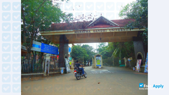 Foto de la Mahatma Gandhi University #4