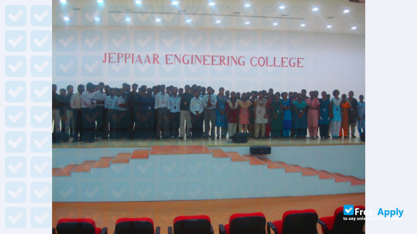 Foto de la Jeppiaar Engineering College #3