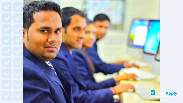 EMPI Entrepreneurship & Management photo #1