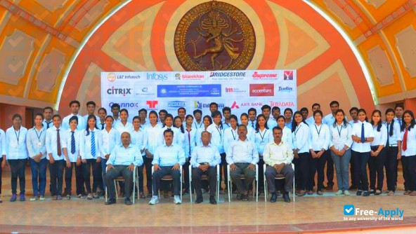 Photo de l’Shram Sadhana Bombay Trust's College of Engineering and Technology