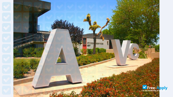 Photo de l’A. V. C. College #5