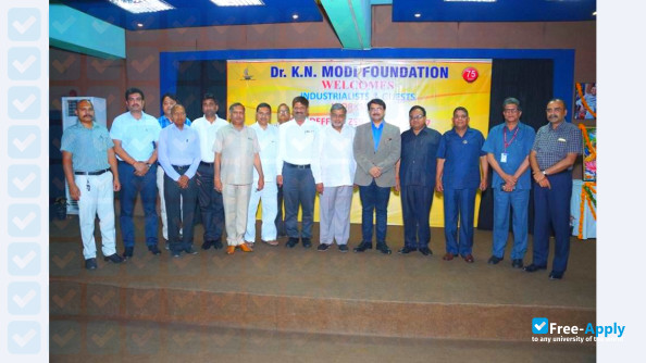 K N G D Modi Engineering College photo #6