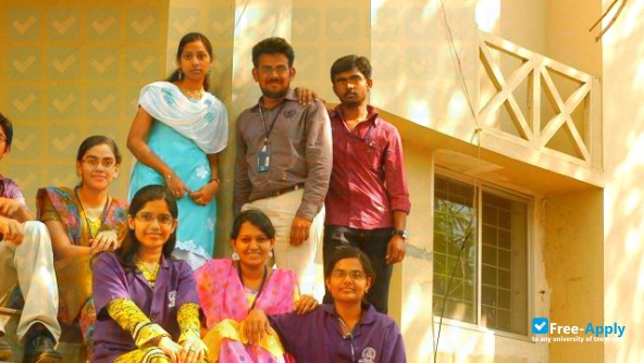Foto de la Karpagam College of Engineering #6