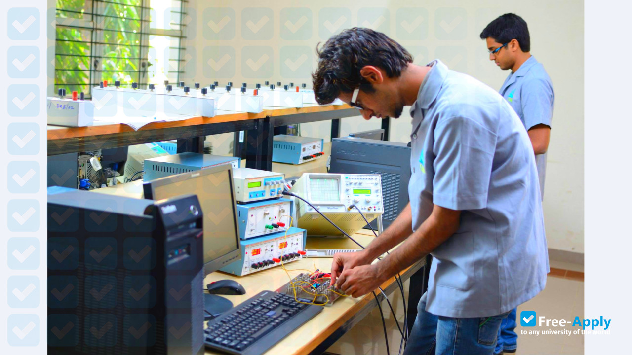 CMR Institute of Technology photo #11