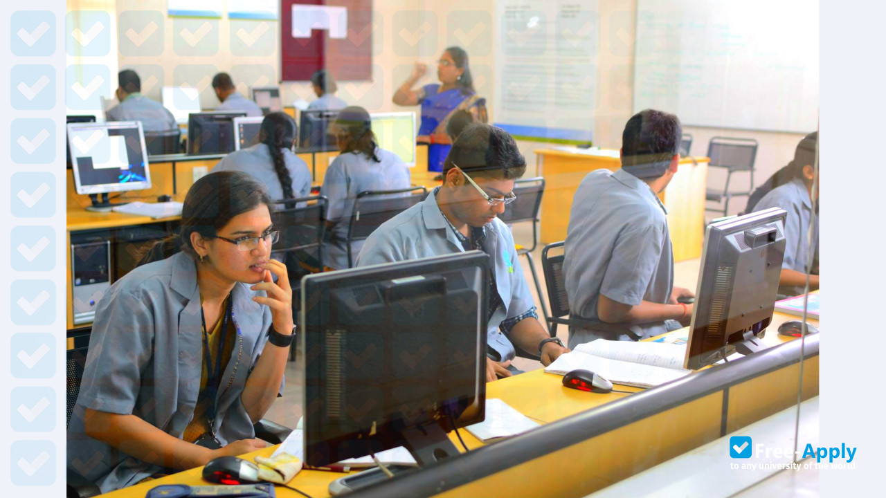 CMR Institute of Technology photo #4