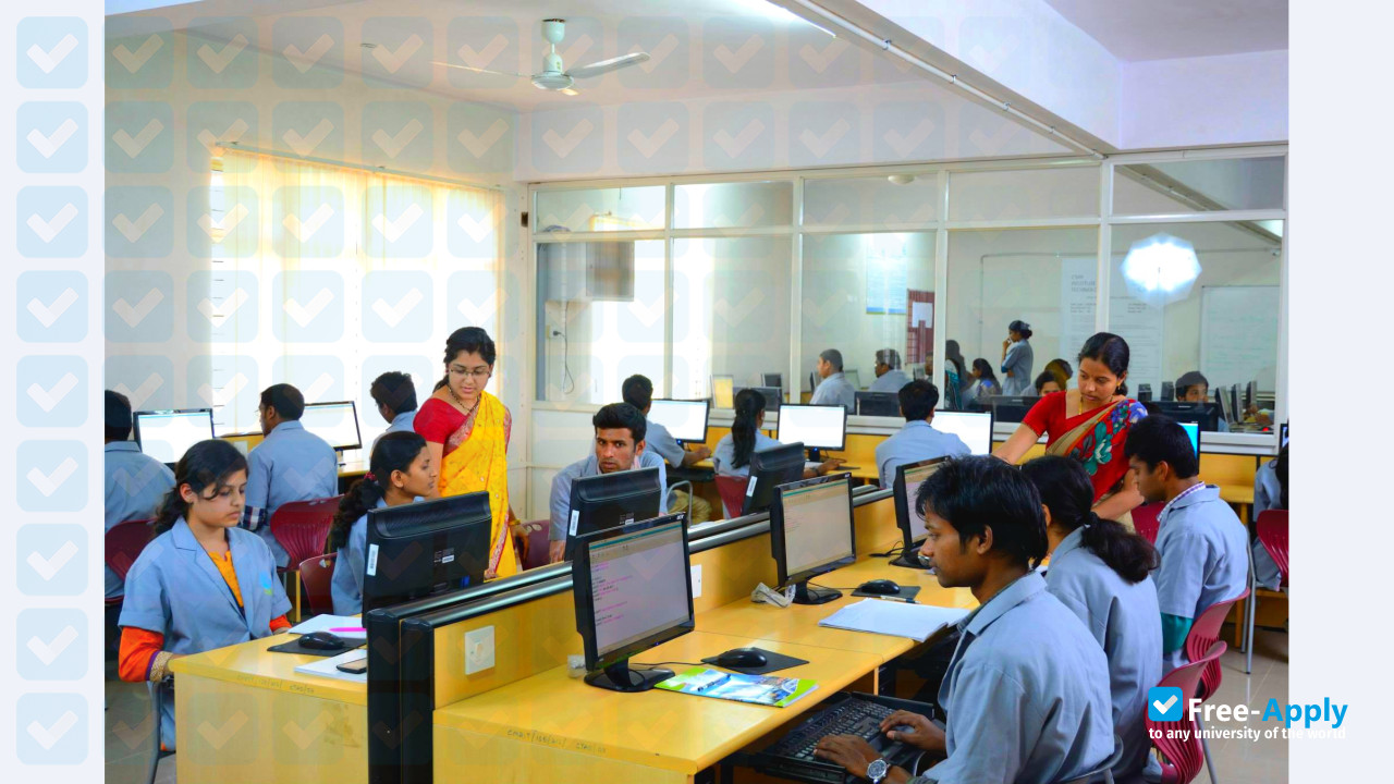 CMR Institute of Technology photo #9