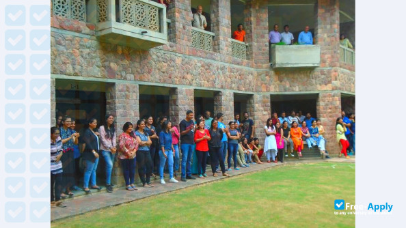 IIHMR University photo #8