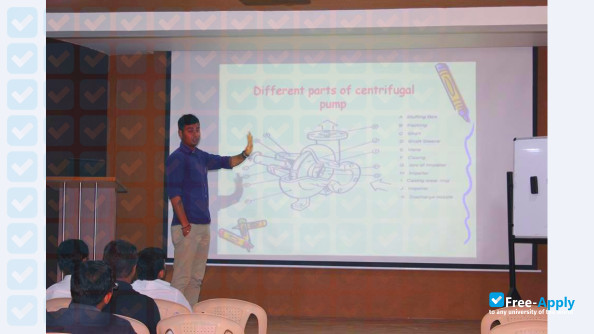 Darshan Institute of Engineering & Technology фотография №3