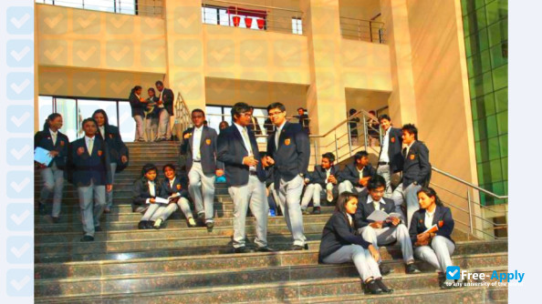 Kaziranga University photo #10