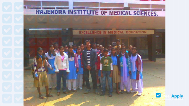 Photo de l’Rajendra Institute of Medical Sciences