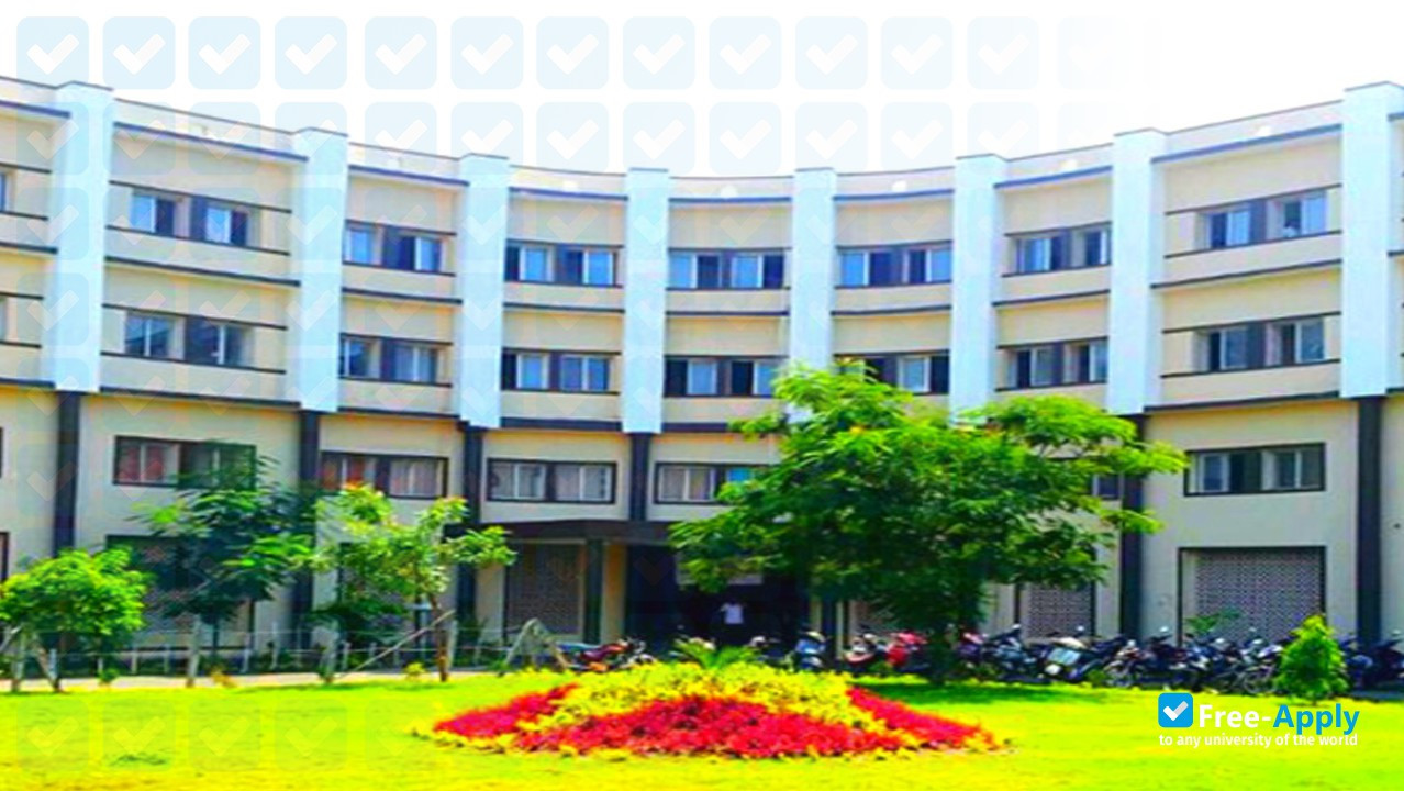 Datta Meghe Institute of Medical Sciences фотография №5