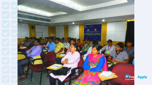 Foto de la C. V. Raman Global University #2