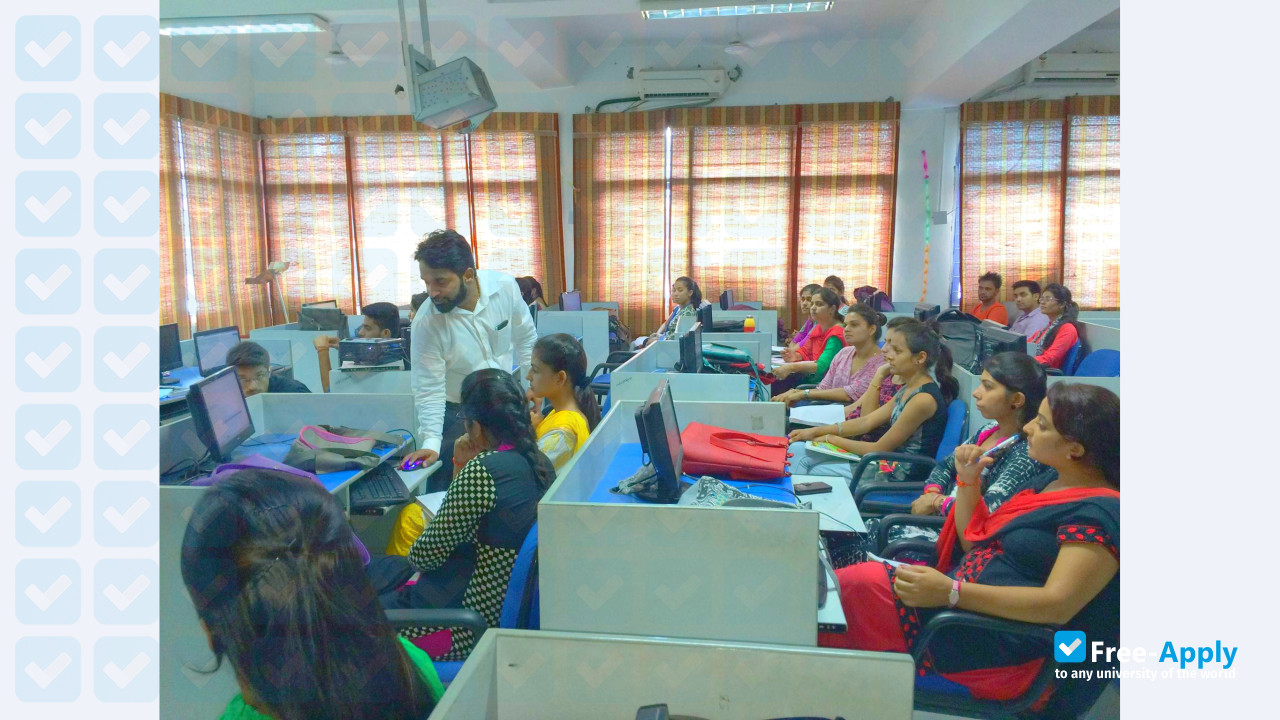 Indus International University photo #5