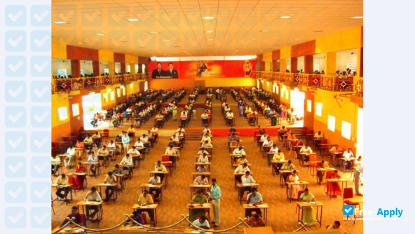 Foto de la Vinayaka Missions University #5