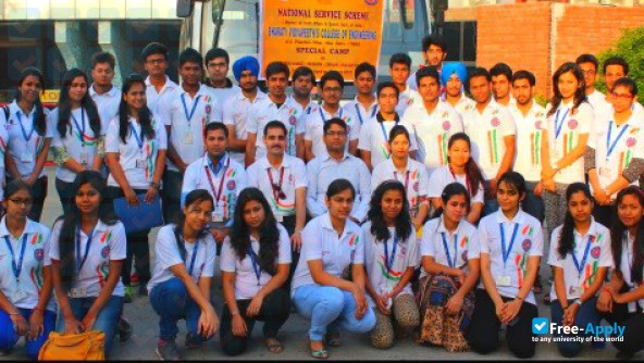 Photo de l’Bharati Vidyapeeth's College of Engineering for Women