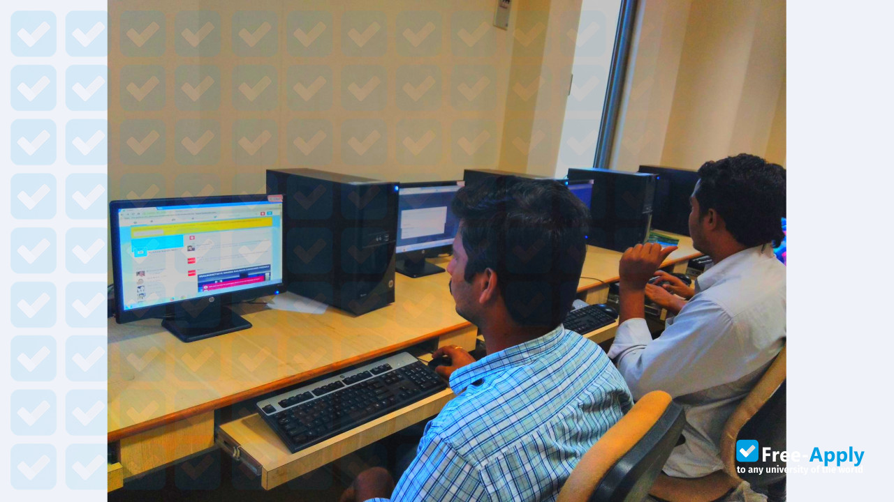 Foto de la Bapatla Engineering College #13