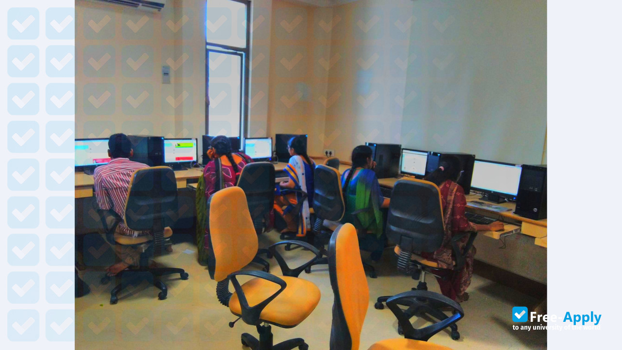 Foto de la Bapatla Engineering College #15