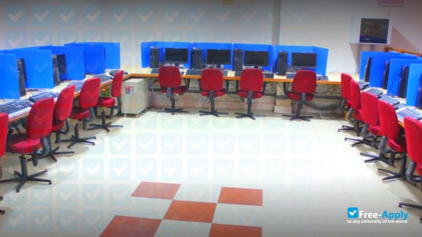 Foto de la Swarnandhra Institute of Engineering & Technology Narsapur #2
