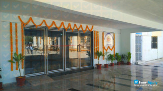 Gujarat Ayurved University International Center for Ayurvedic Studies миниатюра №2