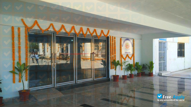 Photo de l’Gujarat Ayurved University International Center for Ayurvedic Studies