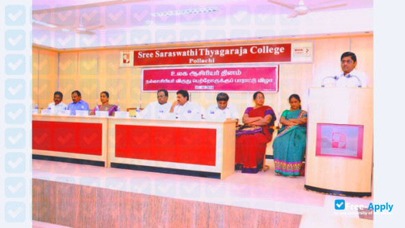 Foto de la Sree Saraswathi Thyagaraja College #9