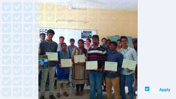 Photo de l’MLR Institute of Technology #9