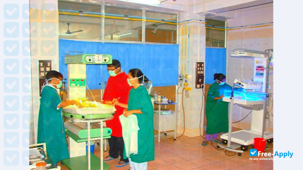 Foto de la Tripura Medical College #6