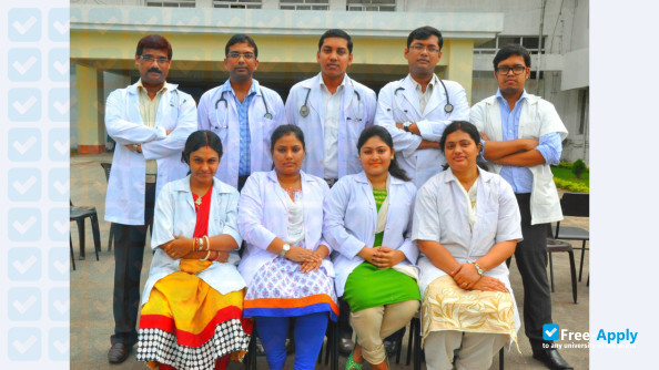 Foto de la Tripura Medical College #10
