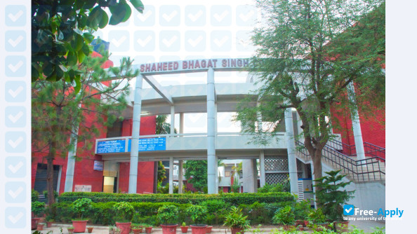 Shaheed Bhagat Singh College photo #8
