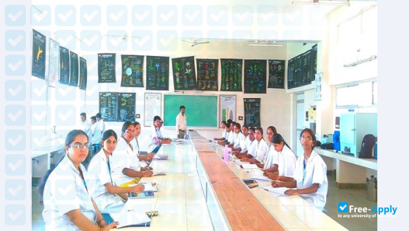 Foto de la Bapatla College of Pharmacy #5