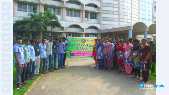 Foto de la Bapatla College of Pharmacy #1
