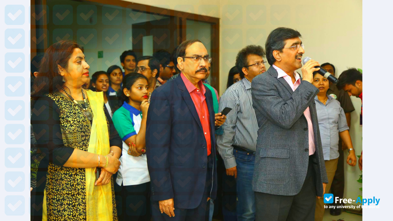 Kohinoor Business School фотография №4