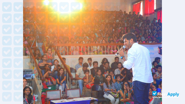 Ethiraj College for Women photo #2