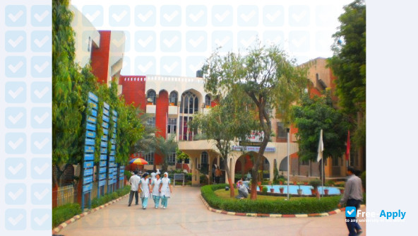 Photo de l’Hamdard Institute of Medical Sciences and Research #2