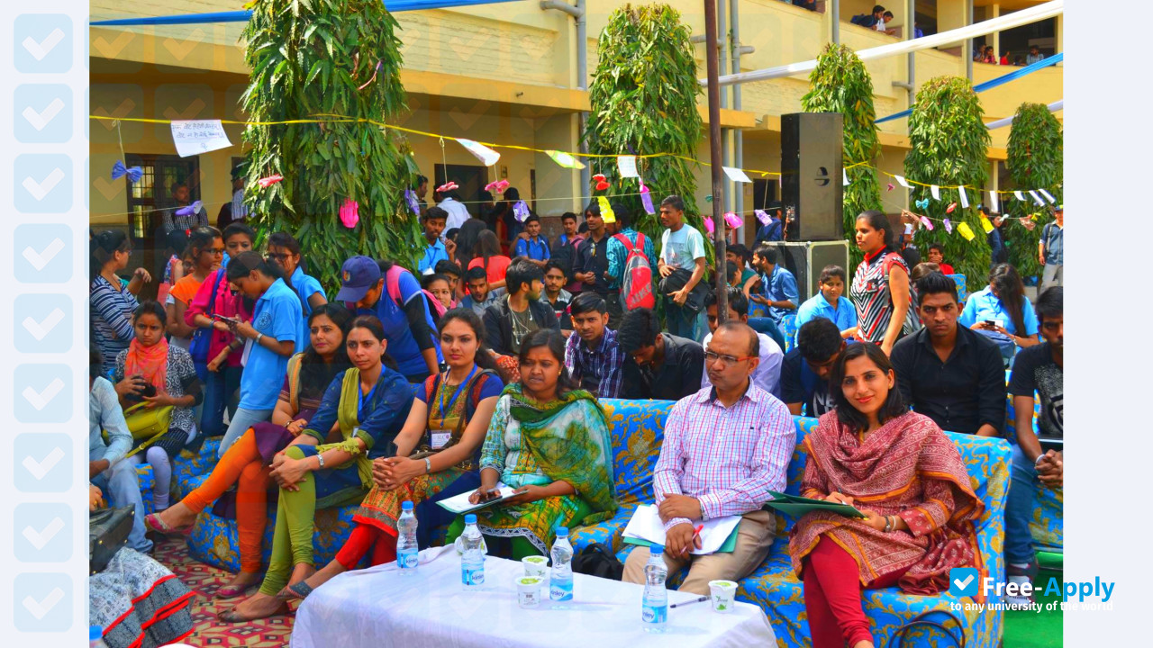 Shyam Lal College photo #5