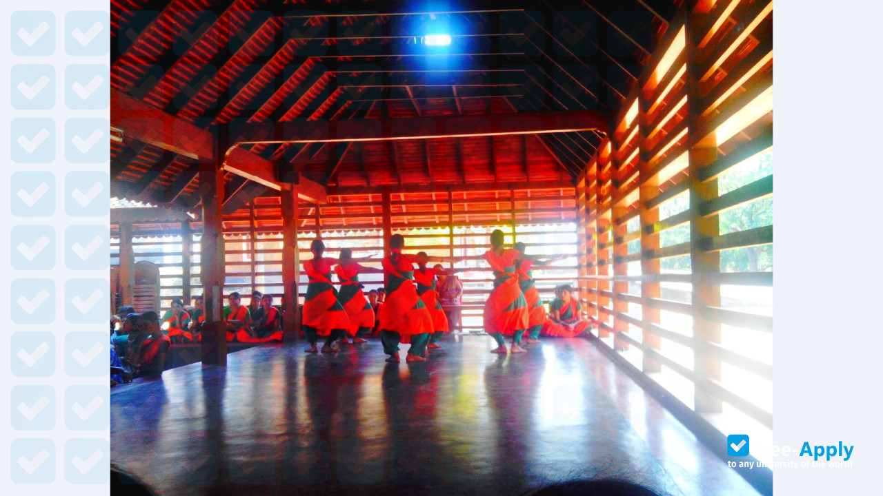 Kerala Kalamandalam Deemed University for Art and Culture photo #4