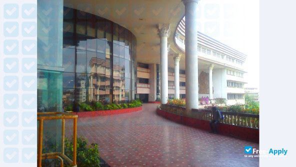 vivekanand education society s institute of technology photo