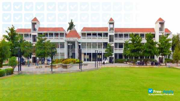 R C Patel Institute of Technology photo #5