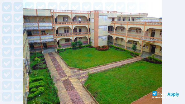 R C Patel Institute of Technology photo #13