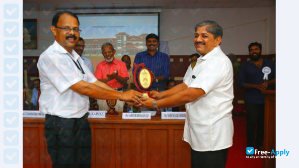 Zamorin's Guruvayurappan College photo #12