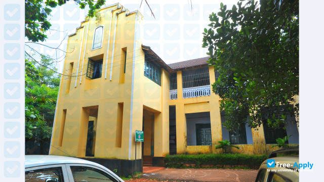 Zamorin's Guruvayurappan College photo #3