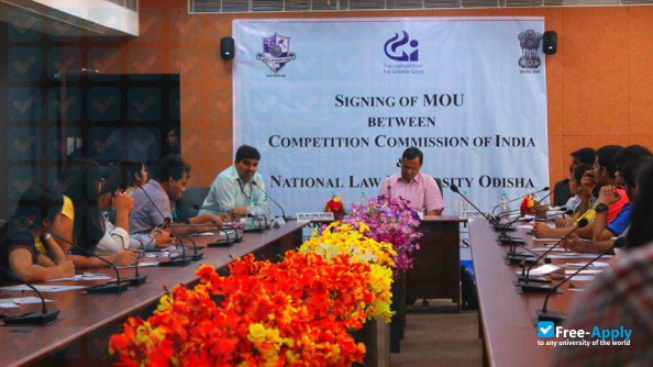Foto de la National Law University Orissa #10